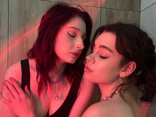 Shows LeonilaAndDahlia