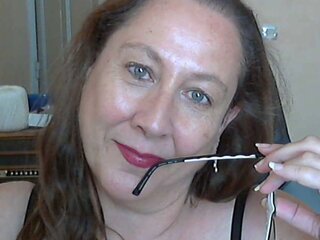 Camshow MyriamLevieux